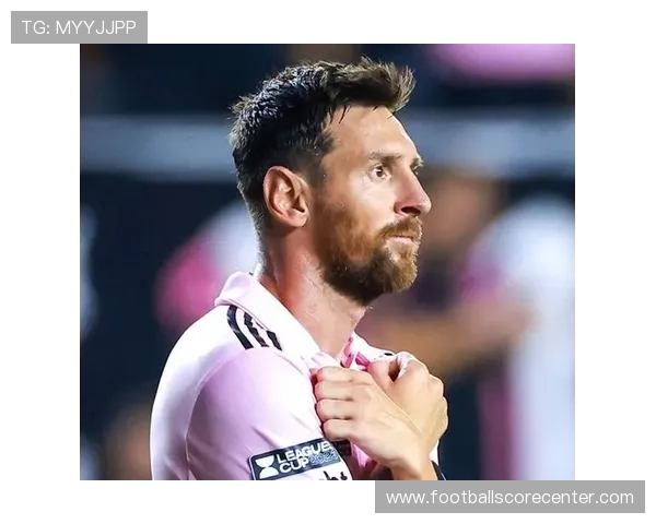 梅西重返巴萨传闻引发热议 球迷期待超级球星再度加盟